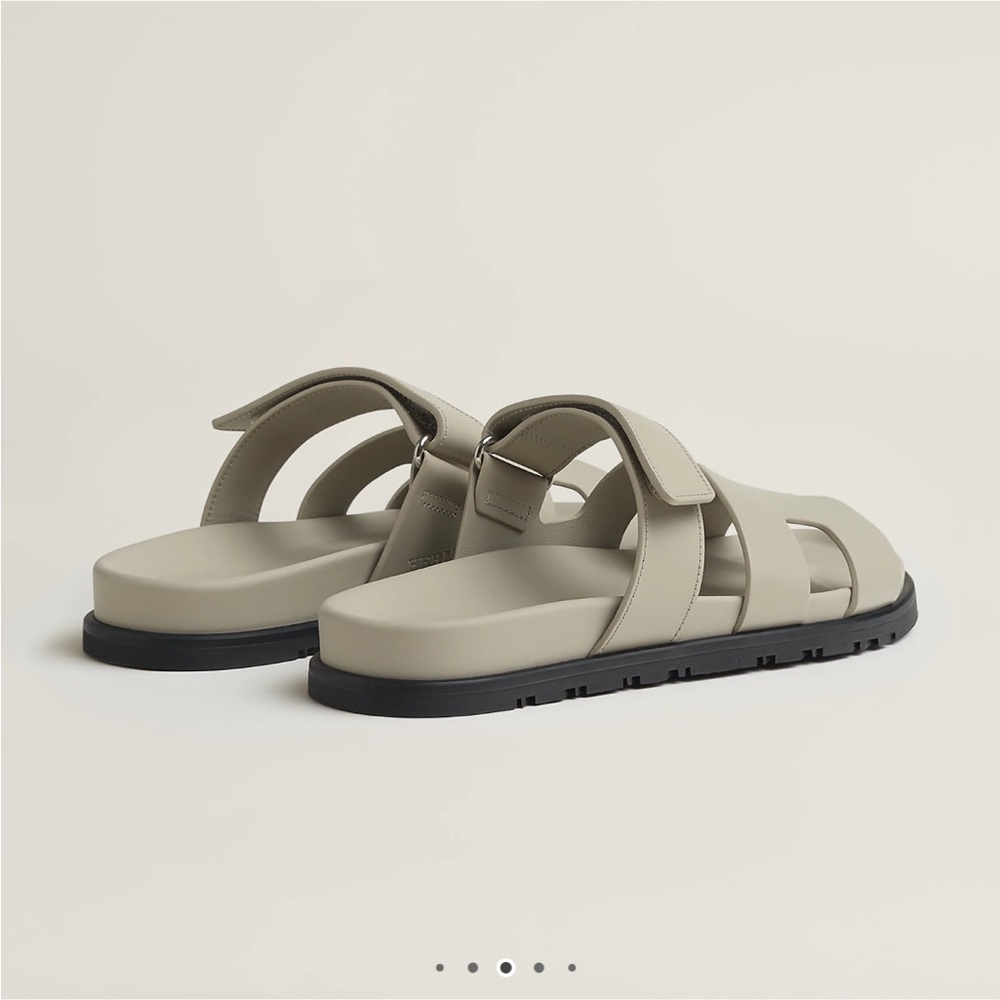 Hermes Chypre Sandals in Beige Esquisse size 38 - Picture 5 of 16